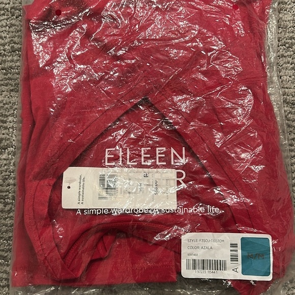 Eileen Fisher V-Neck Organic Cotton Slub Short Sleeve Top in Red M - Picture 3 of 4